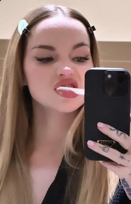 Sexy forehead 🥵🍆