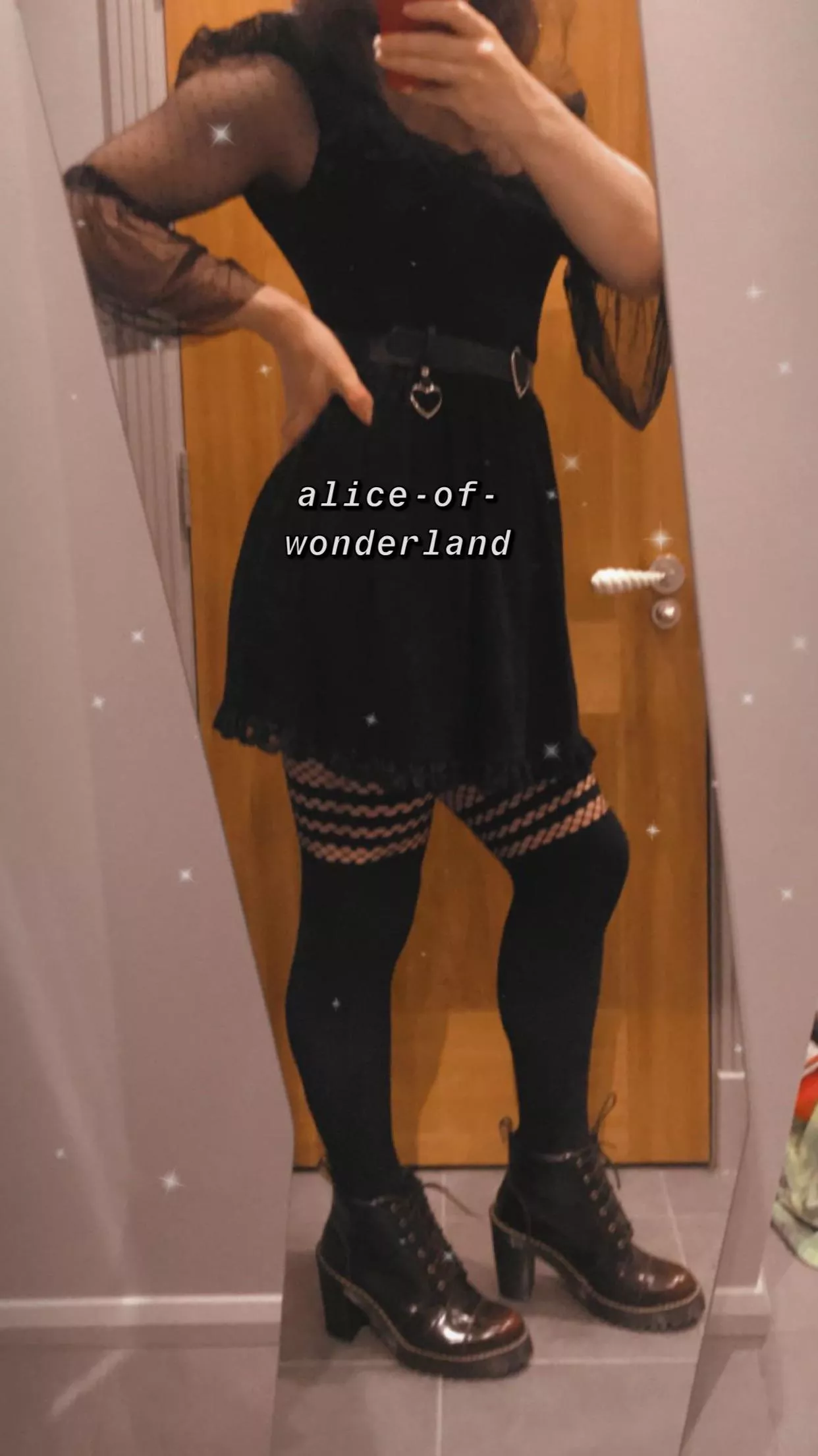 someone take advantage of me while i’m feeling cute?😋