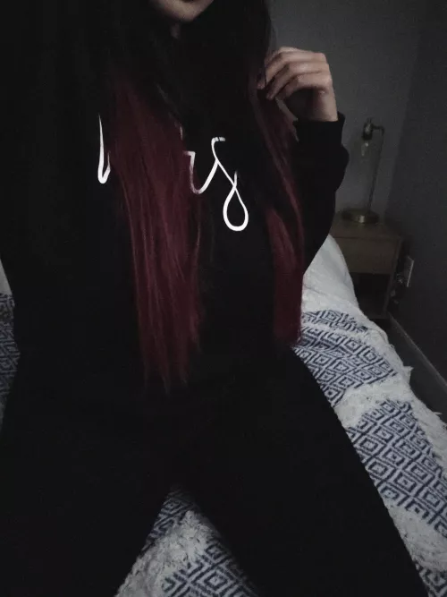 taking it easy right now, and a good talk could make it even better [27F] 