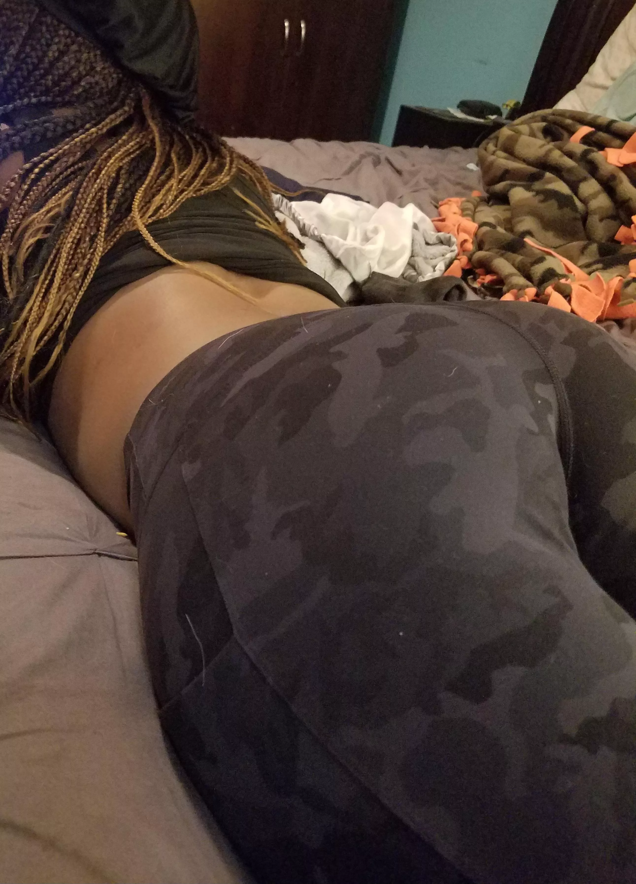 Tell me what to do baby