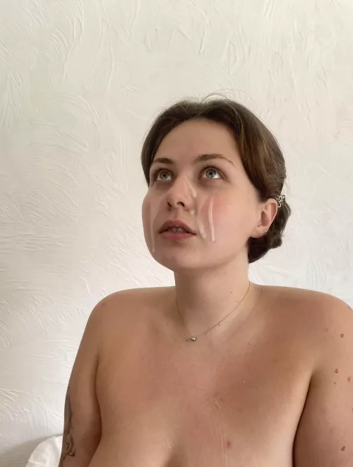 Theres nothing I like more than warm cum on my young face