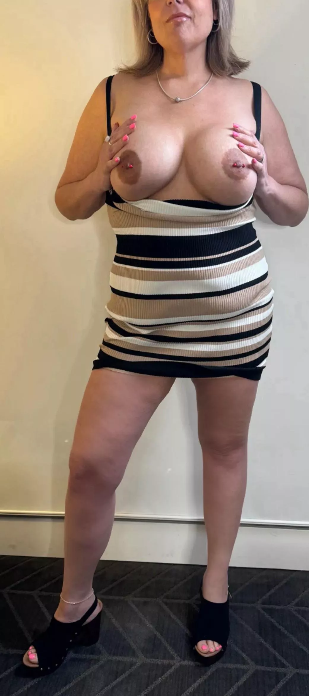 Would love to make you cum with my tits