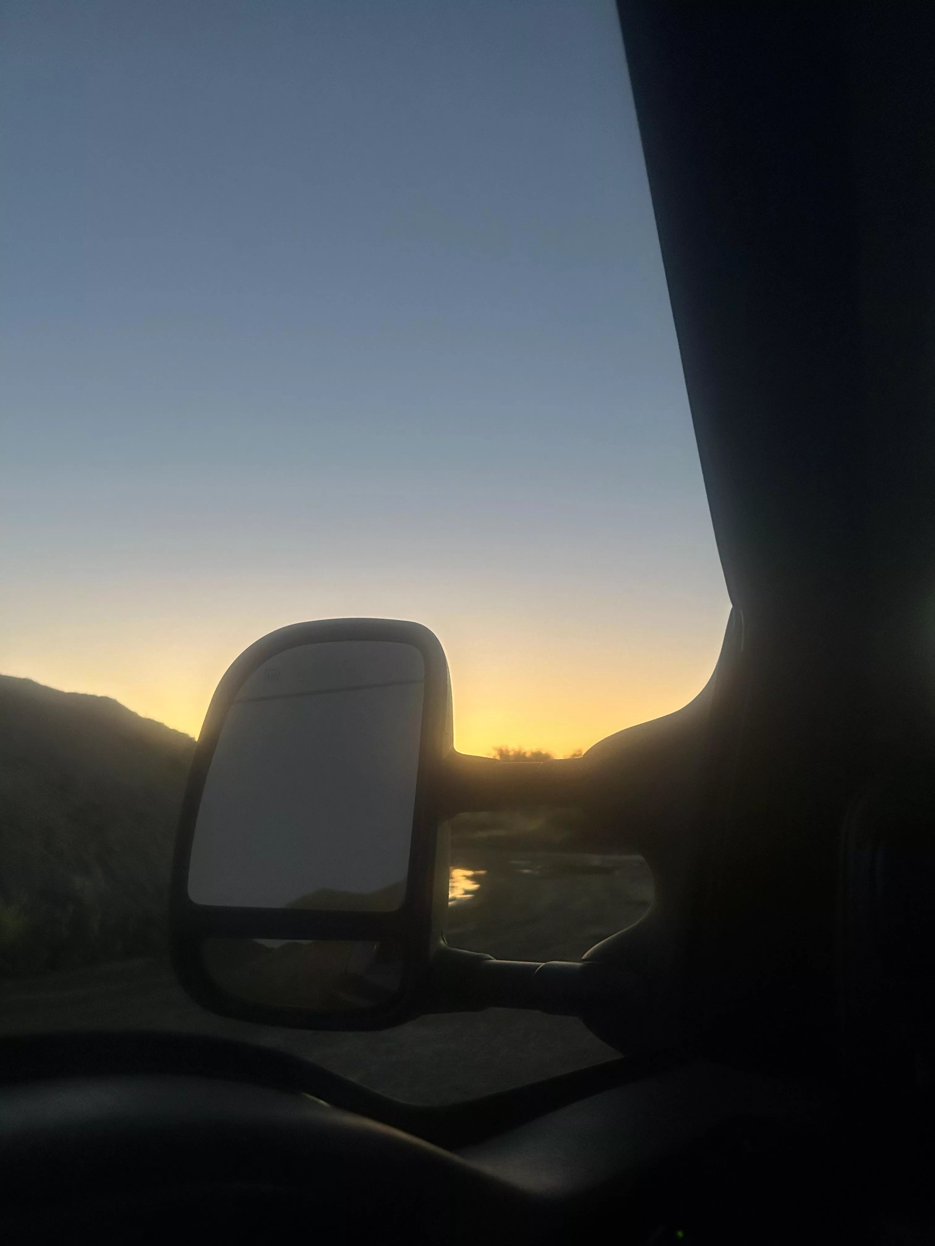 31 (M4F) #Martinez/Benicia Tatted Up Hung Blue Collar 