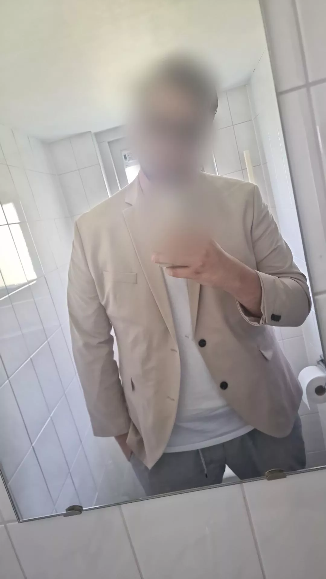 32 [M4F] Experienced Daddy Dom into the rouger side of things.. 