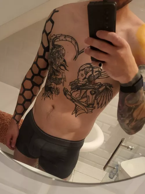 33 [M4F] #ShepherdBush now and tomorrow