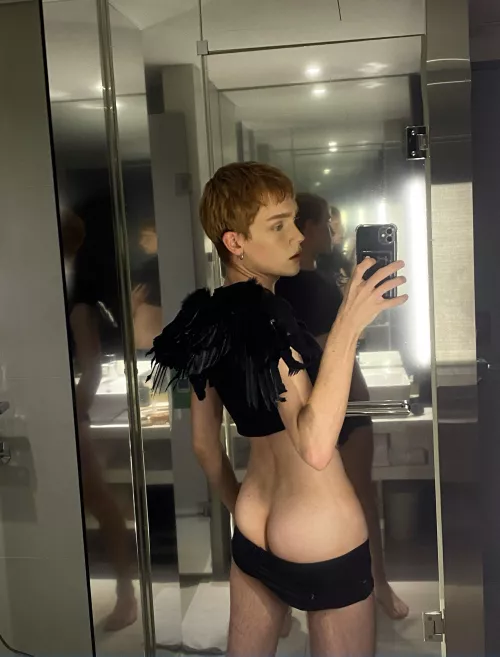 Come take these off me, won’t you?