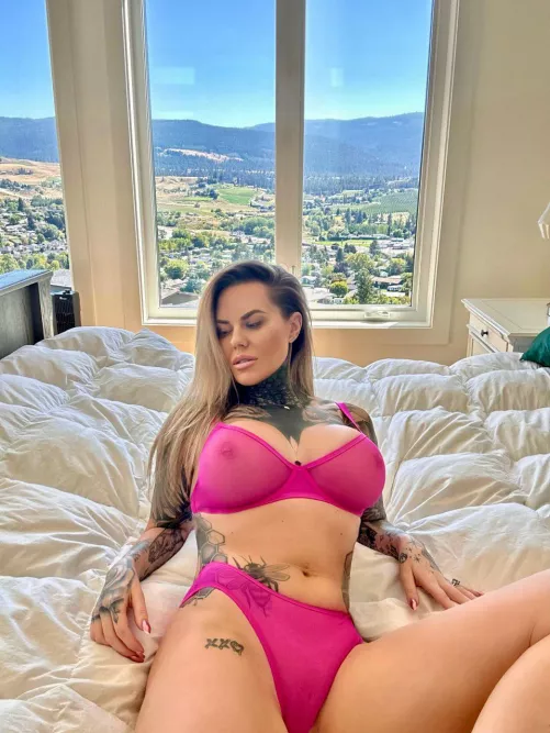 do i look good in pink?