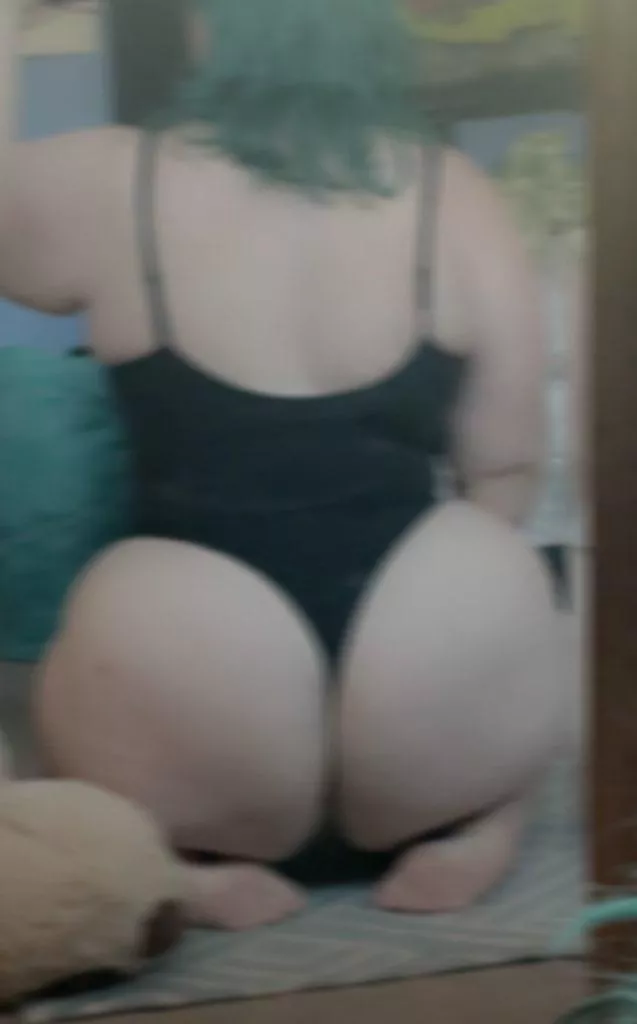 Don’t let your money go to waste on you, spend it on me instead 🤭