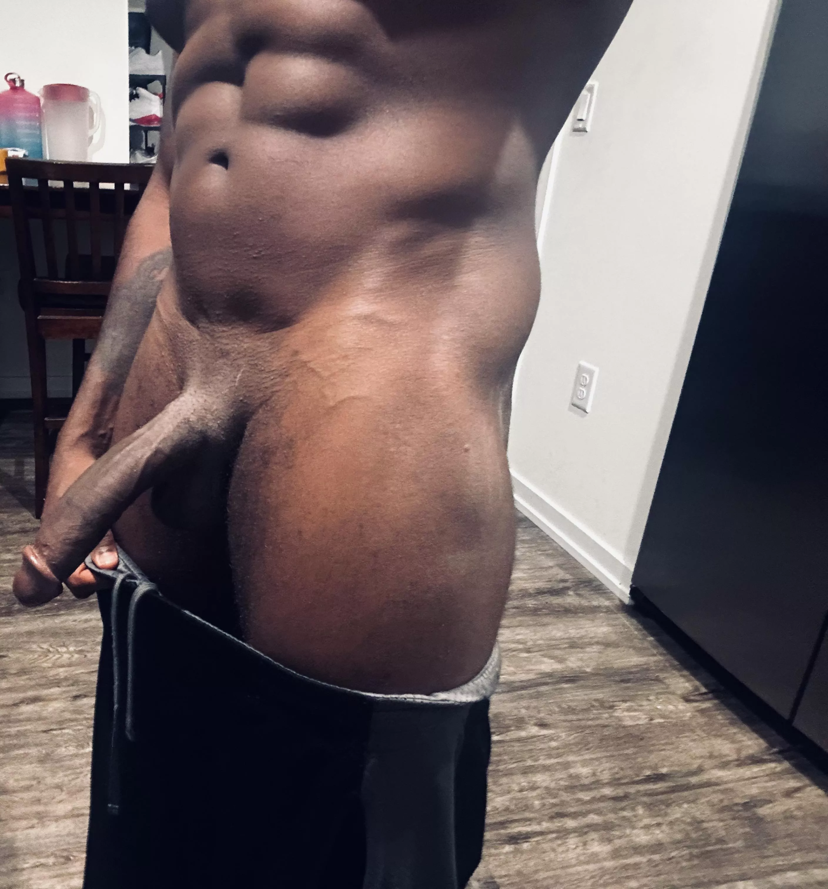 Droppin off some dick 