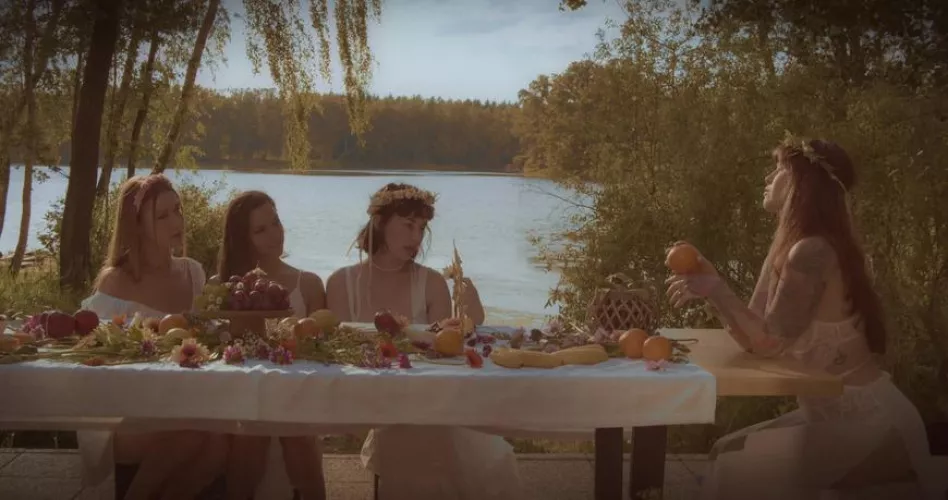 GODDESS ORGY BY THE LAKE 