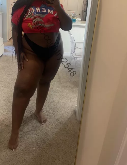 good morning, babies!!! what’s on your agenda today!? lmk! also, i’m gonna start watermarking MY images hahahaha (26F)(STL) 