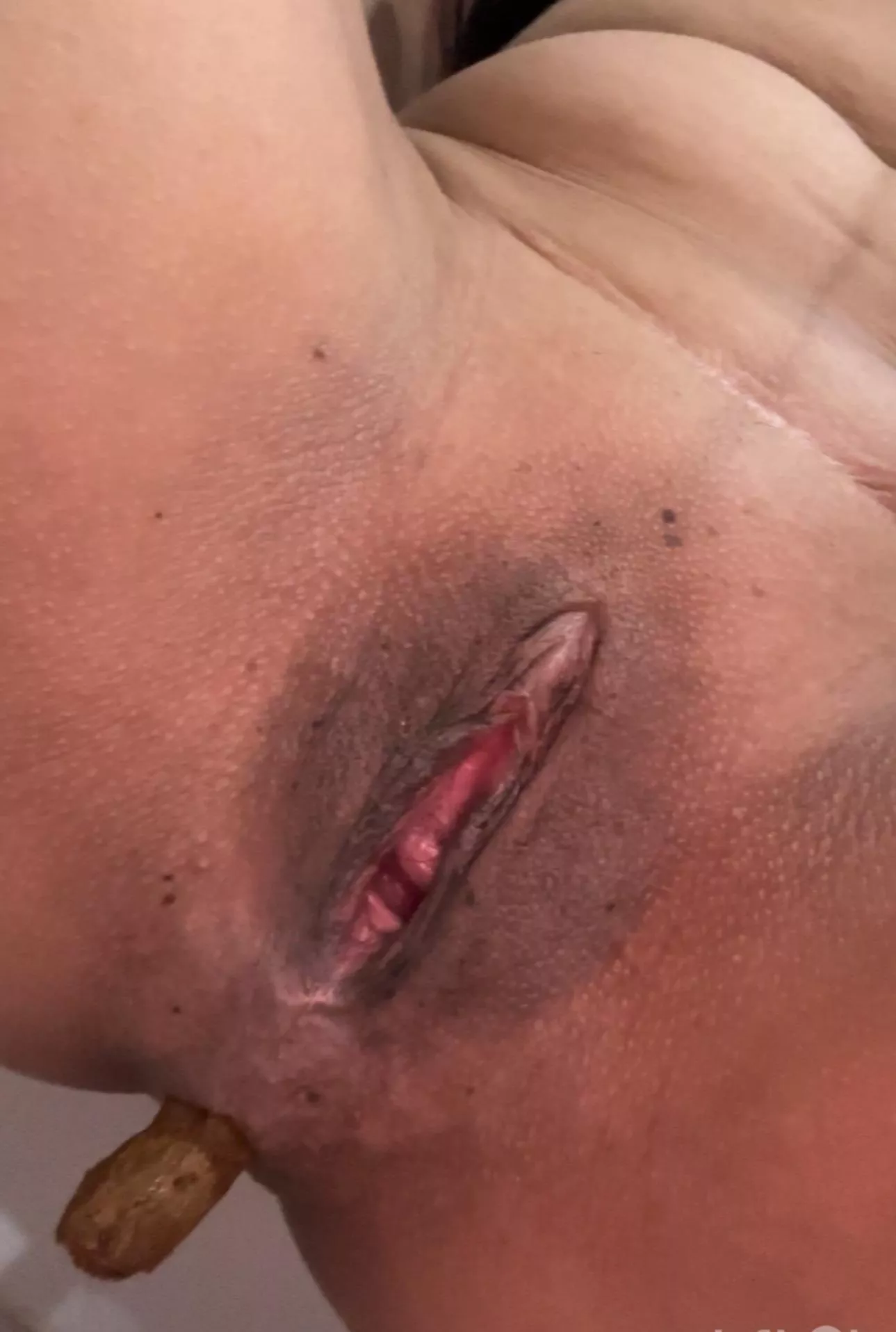 How I wish the toilet was your sweet and tender face 🙈👅