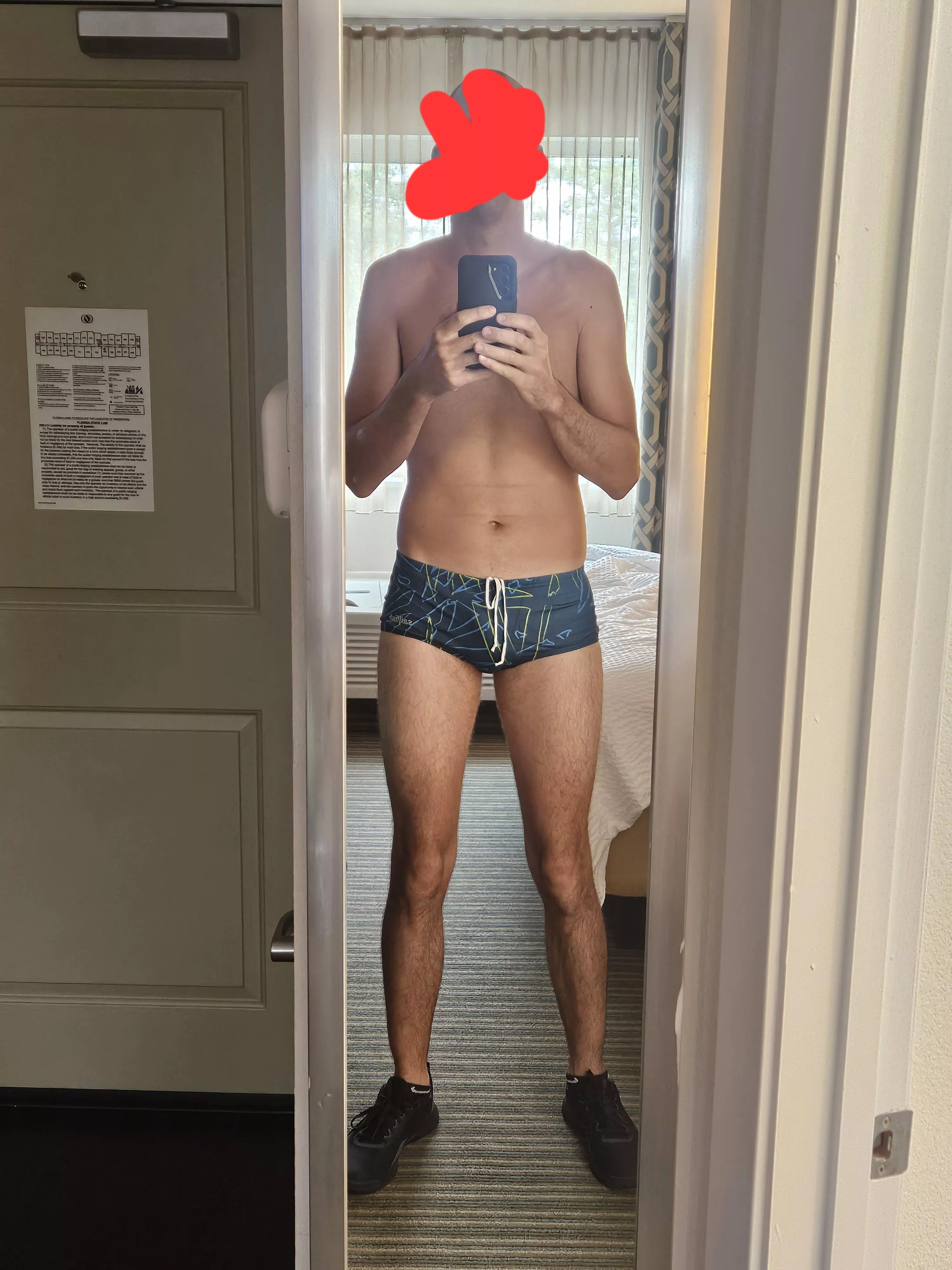 I feel like I look good in this one