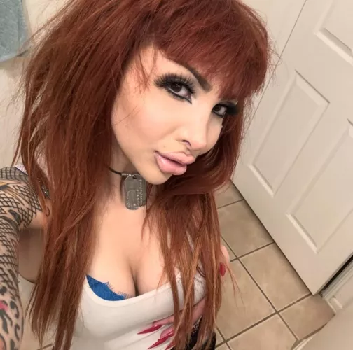 i love my over-filled lips 💝