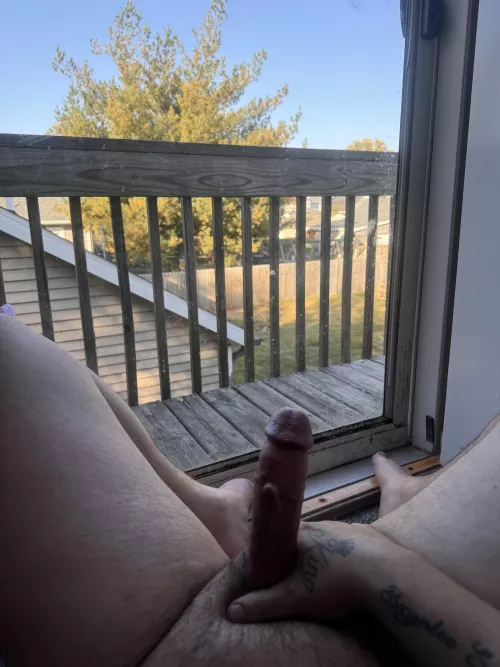 Jerking off for everyone to see (26)
