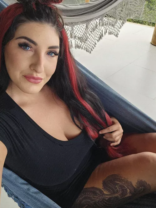 keeping things quiet today. could use someone to talk to 27 F4M Nebraska