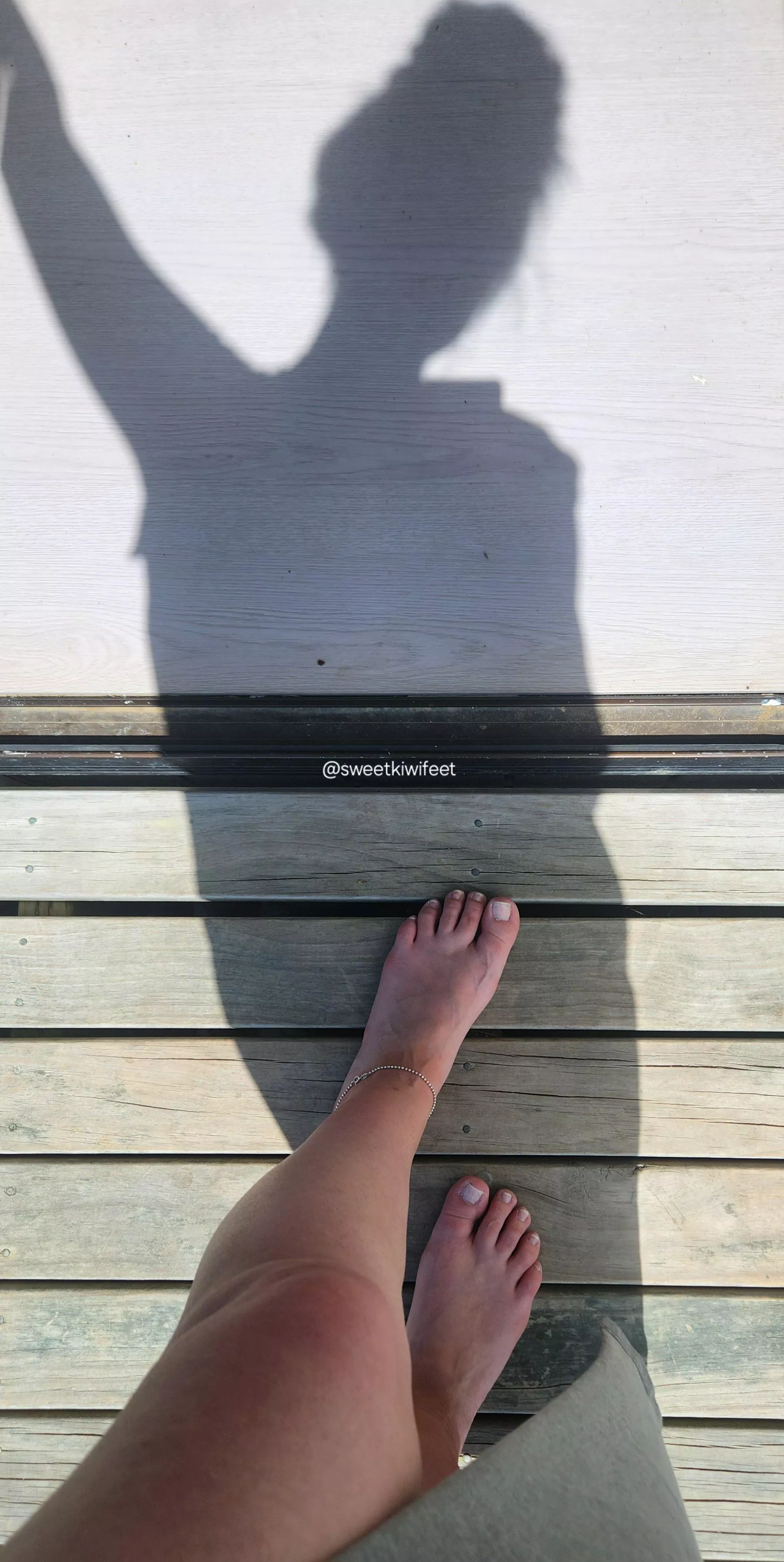 Let me play with you(r wallet)✨️