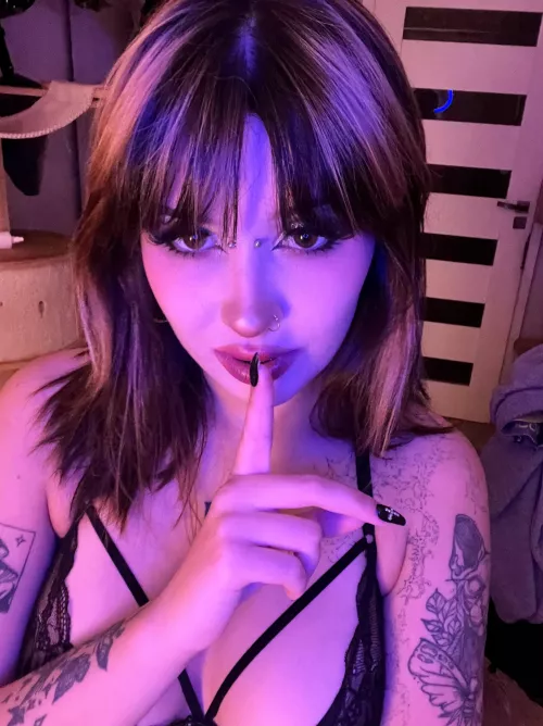 my ex broke up with me…i need a lot of attention ʕ•ᴥ•ʔ