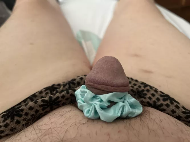 My tiny gurl clit….tell me wwyd