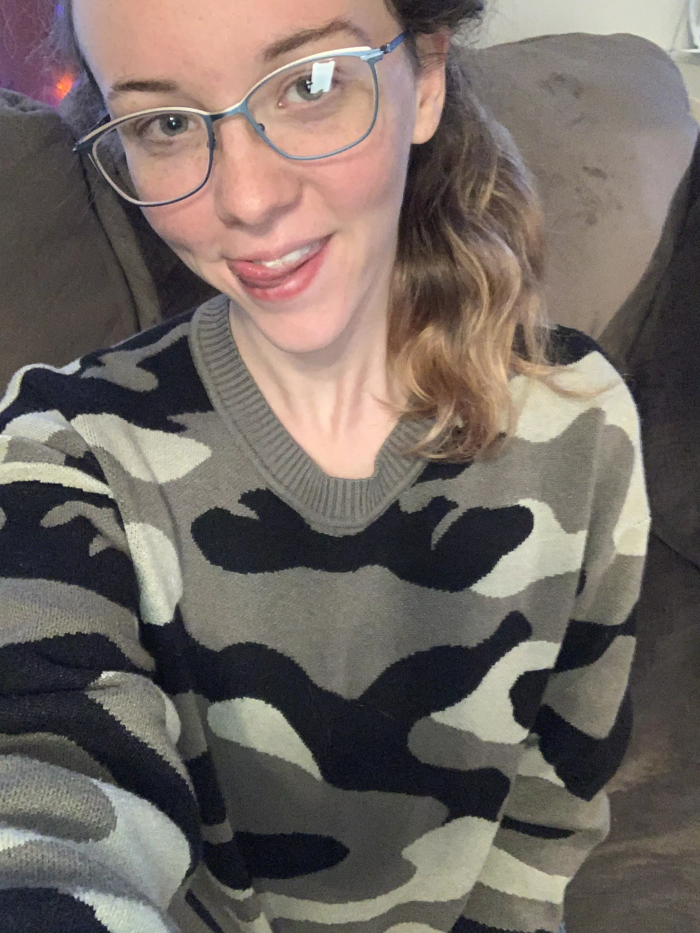 Nerdy girls are the sweetest around