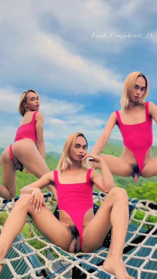 Outdoor fun is mommy’s thing⛰️💦 open for sexting and livecams today📩