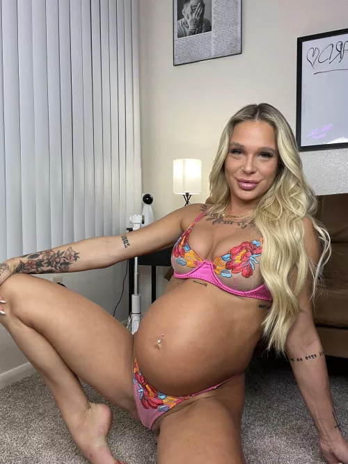 pregnant girls are the freakiest 