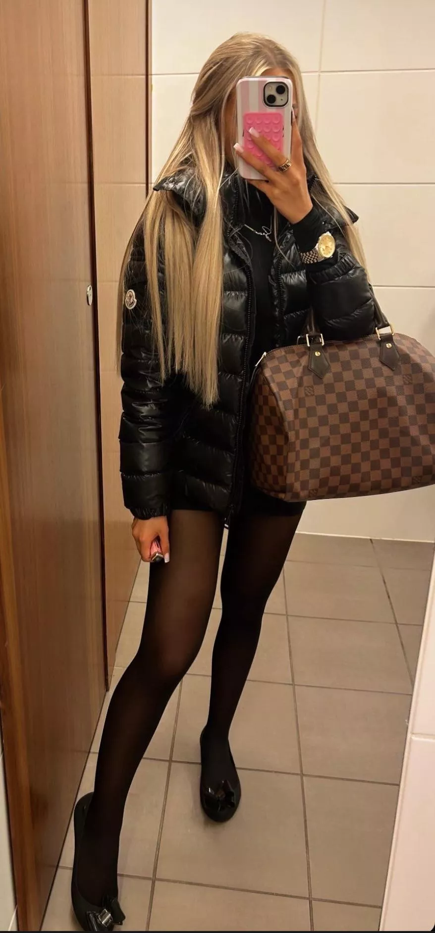 Sammy showing off her legs and flats 