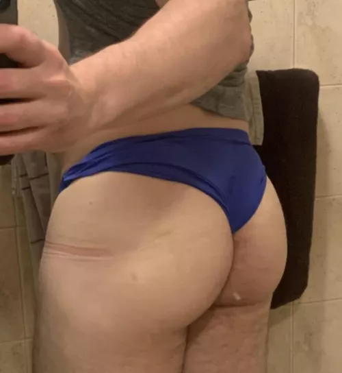 [SELLING] after deadlift day these are sweaty and musky. Who wants ‘em