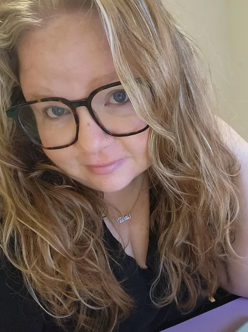 🎵she's like Texas...🎵