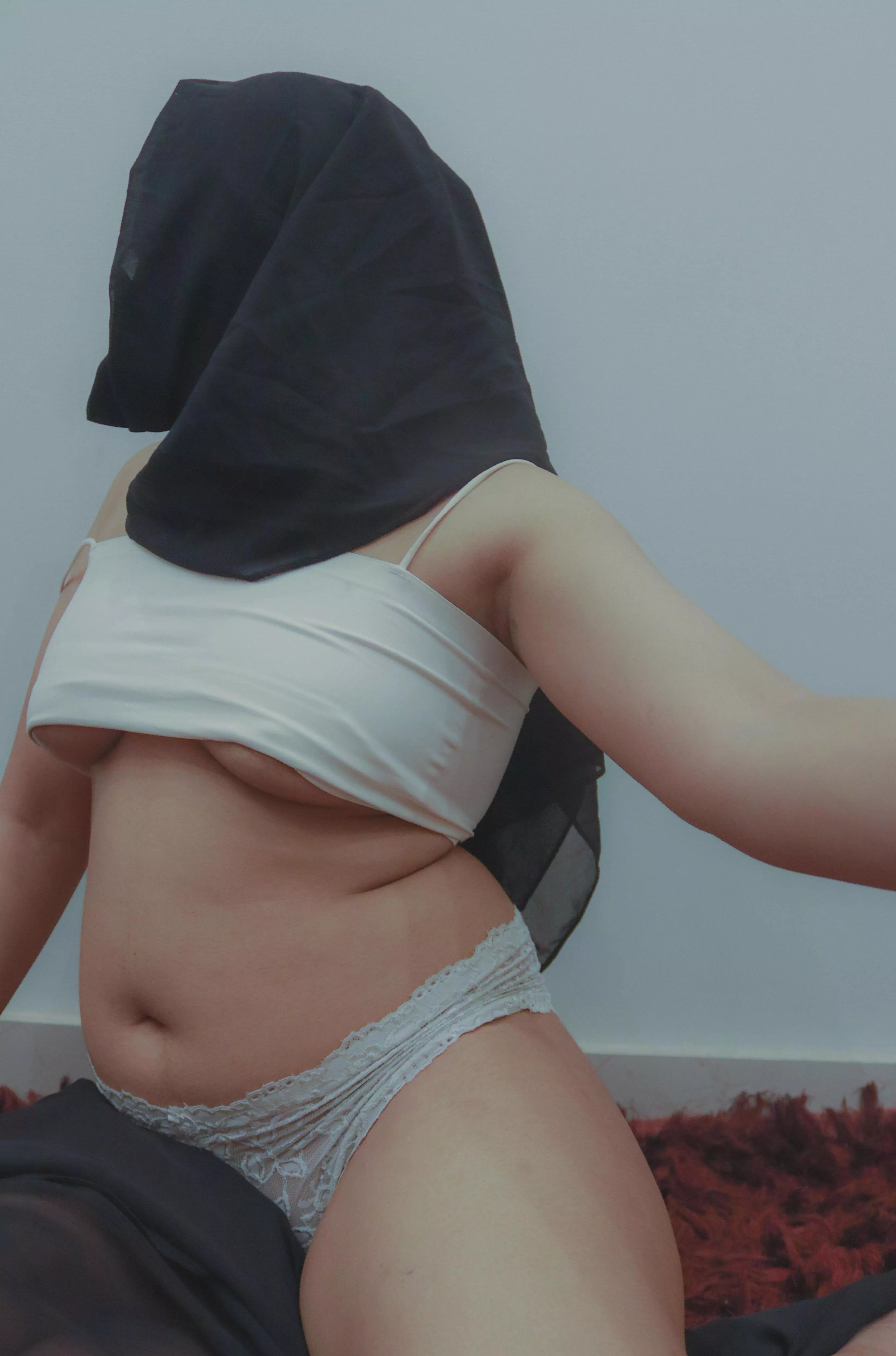 sometimes i just want to rip my clothes off and dance