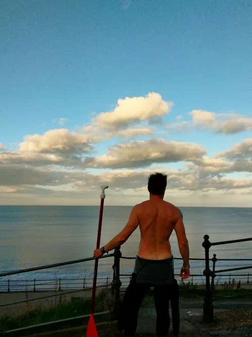 Sunset paddle anyone? (M)