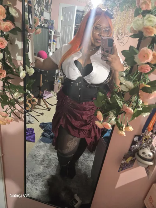 Vintage Saloon Beauty 