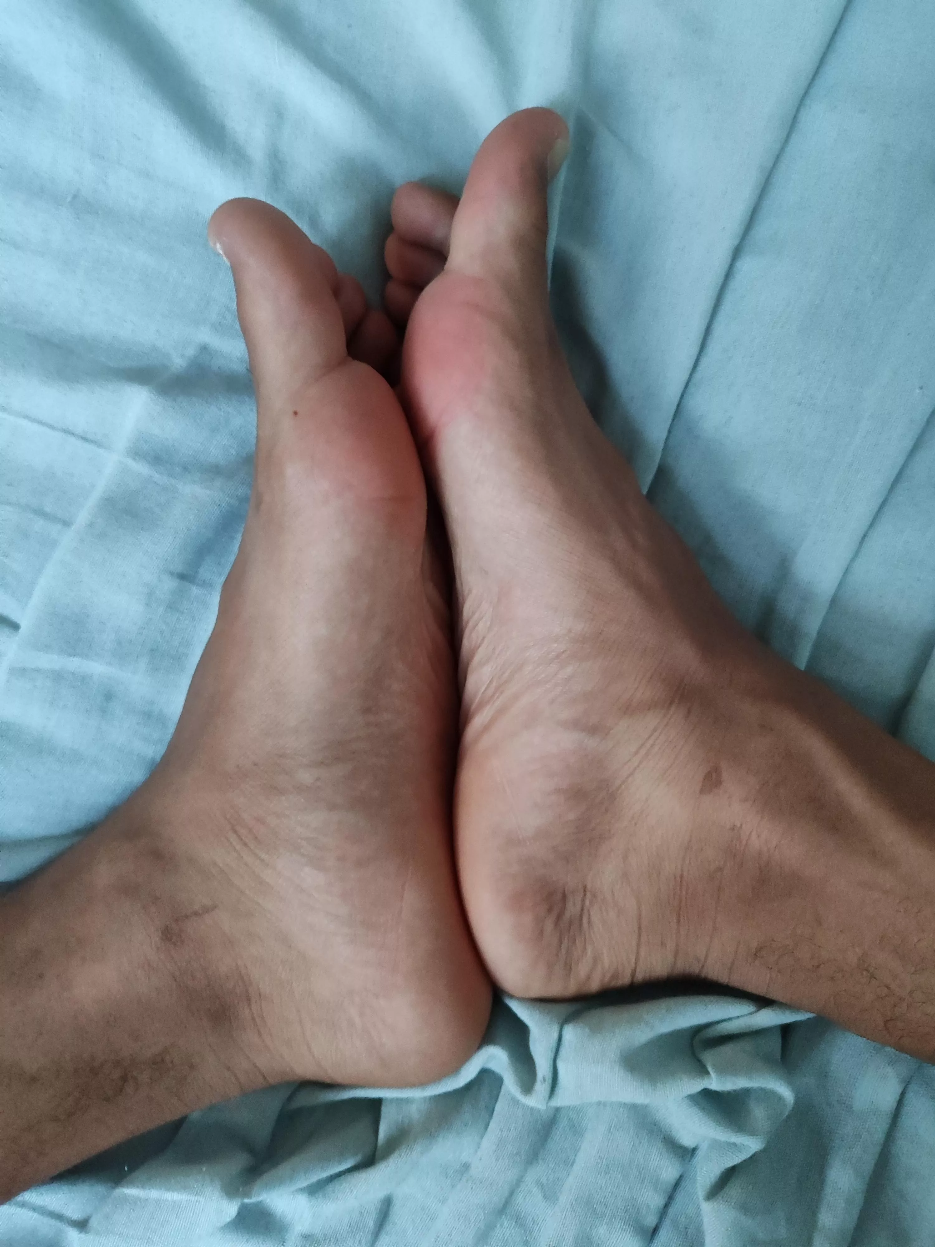 Where are the flag$?