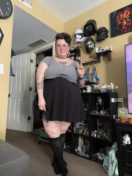 Who says crop tops aren’t for autumn?