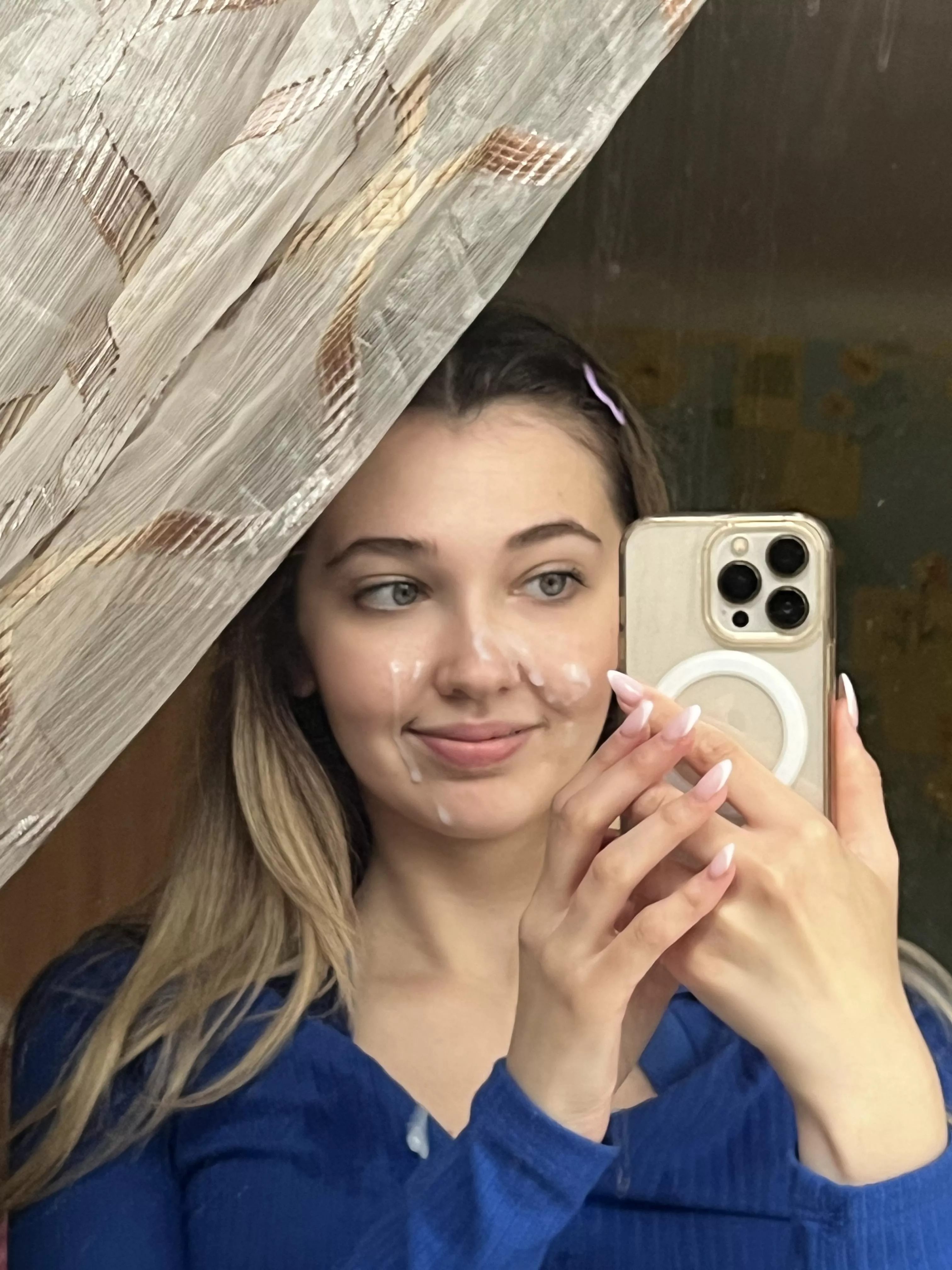 Would you cum on this pretty face or would you fill me ?