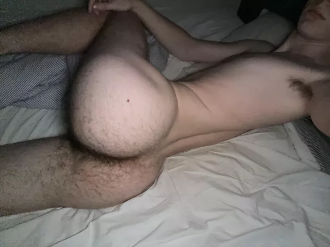 [18] would you join me in bed? 🙈