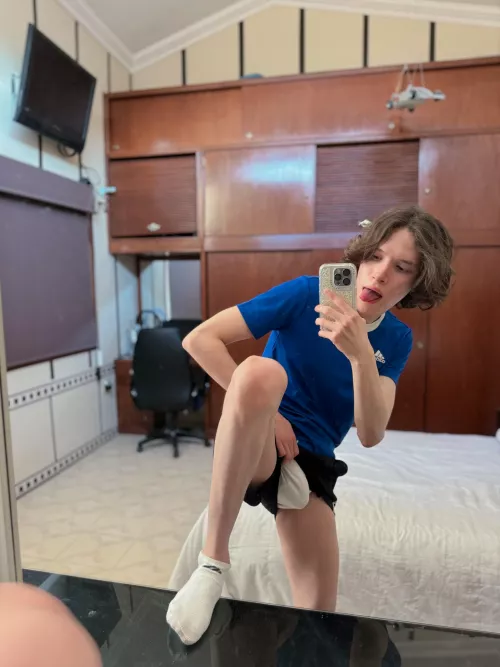 [19] [OC] Showing my bulge after a sweaty day at the gym. Would you kiss it?