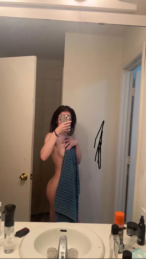 [23/21][MF] 4 [F/MF] [Greenville, SC] Attractive young couple looking for a single F or couple close to our age. If you’ve messaged us before feel free to dm again :)