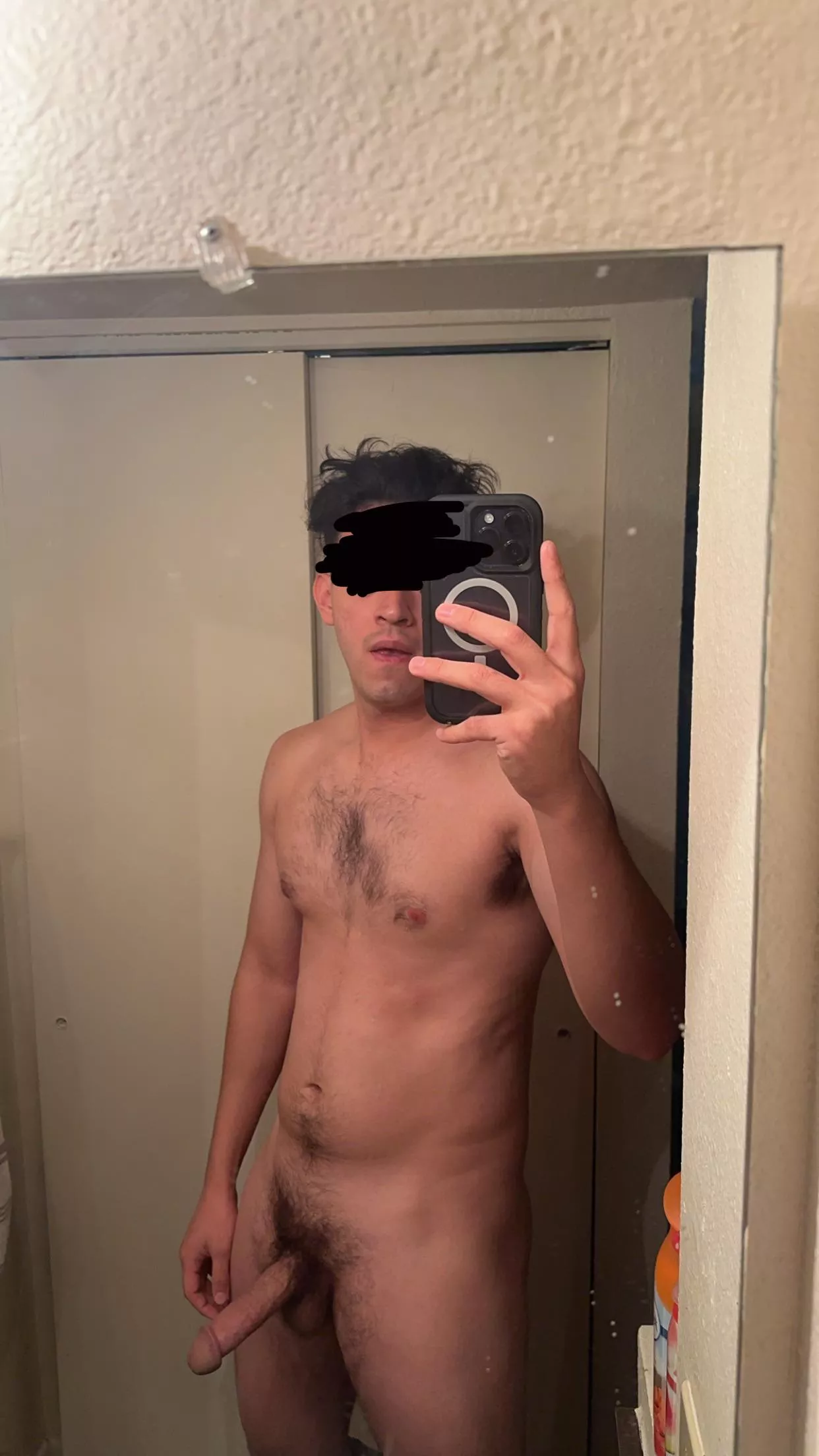 25 Glendale if you like hairy I’m your Bull