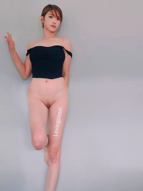 A 36 years old Korean mom wants friends with benefits. Would you?