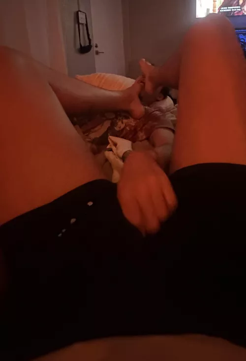 Any foot worshippers want to worship me next? 