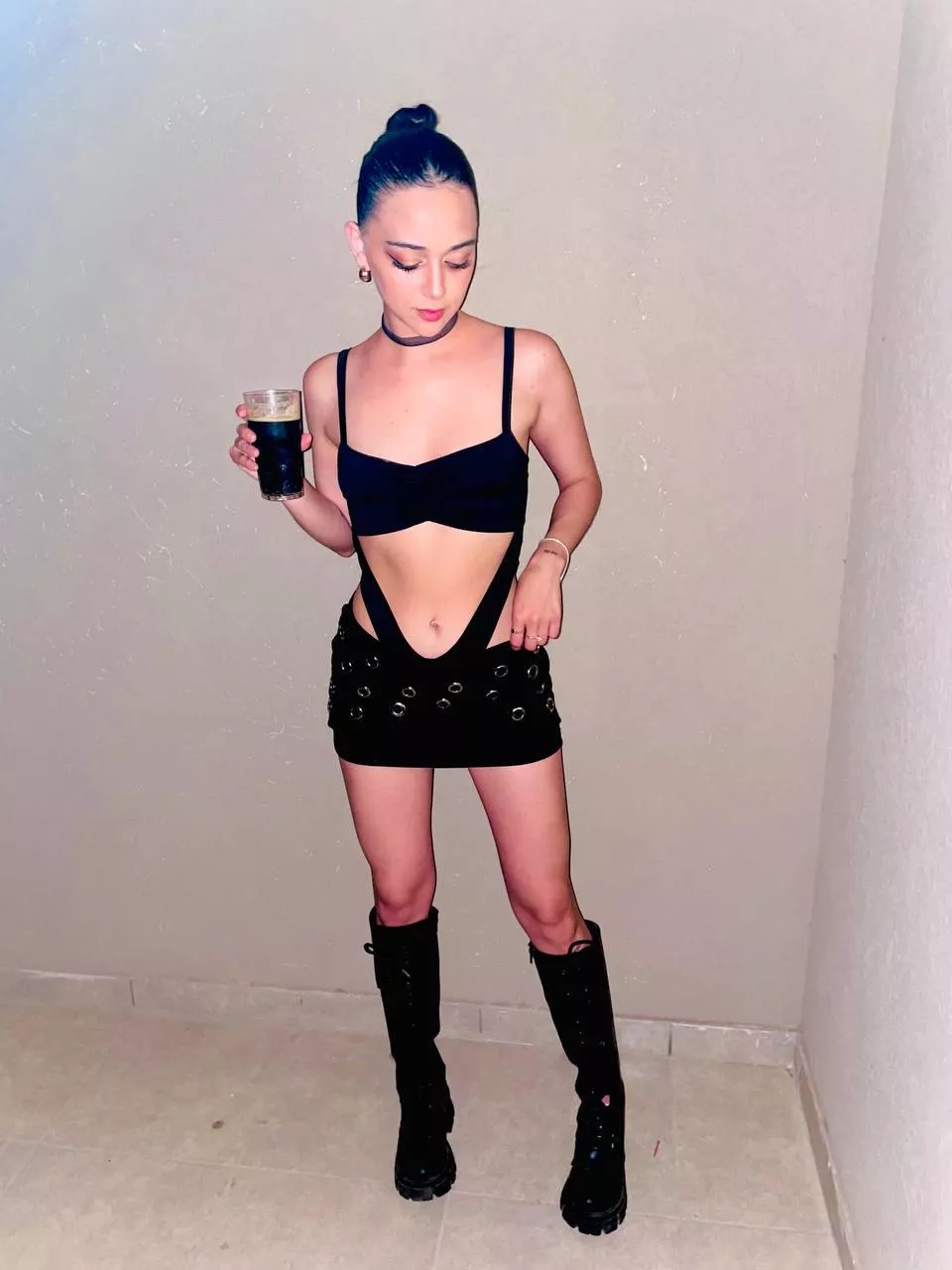 Be honest, would you smash or pass? 18F