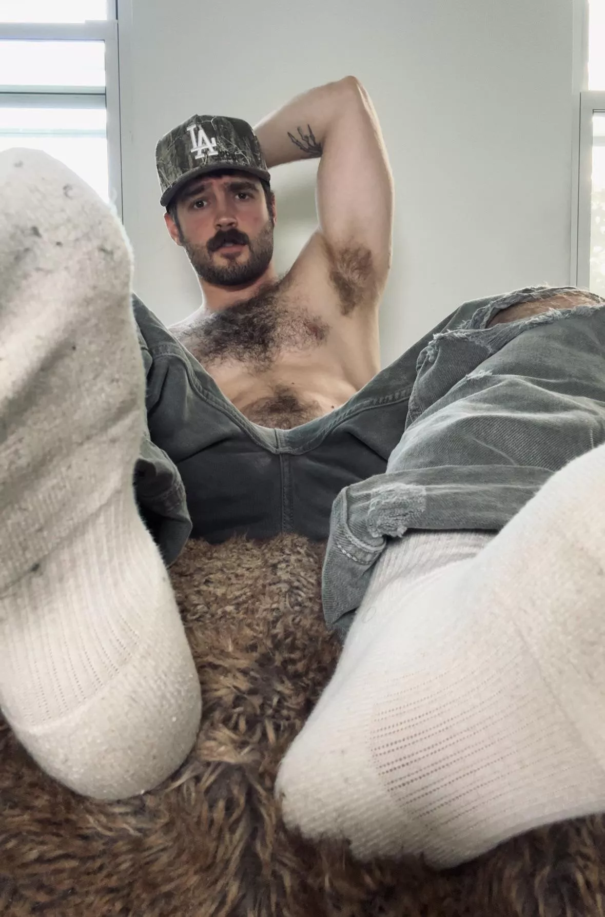 Come give em a sniff [27m]