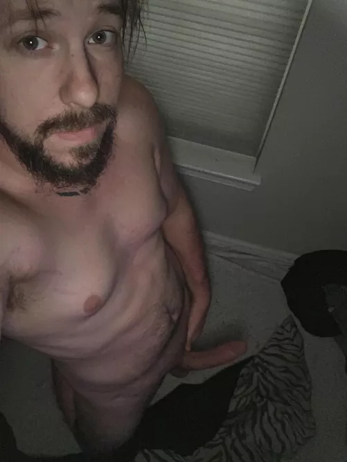 Come snuggle with me??