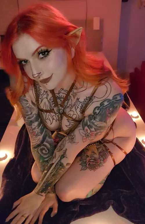 Doin a lil surprise stream late tonight when I’m off, hunting some ghosts 👻 Come hang with me 🫶🏻