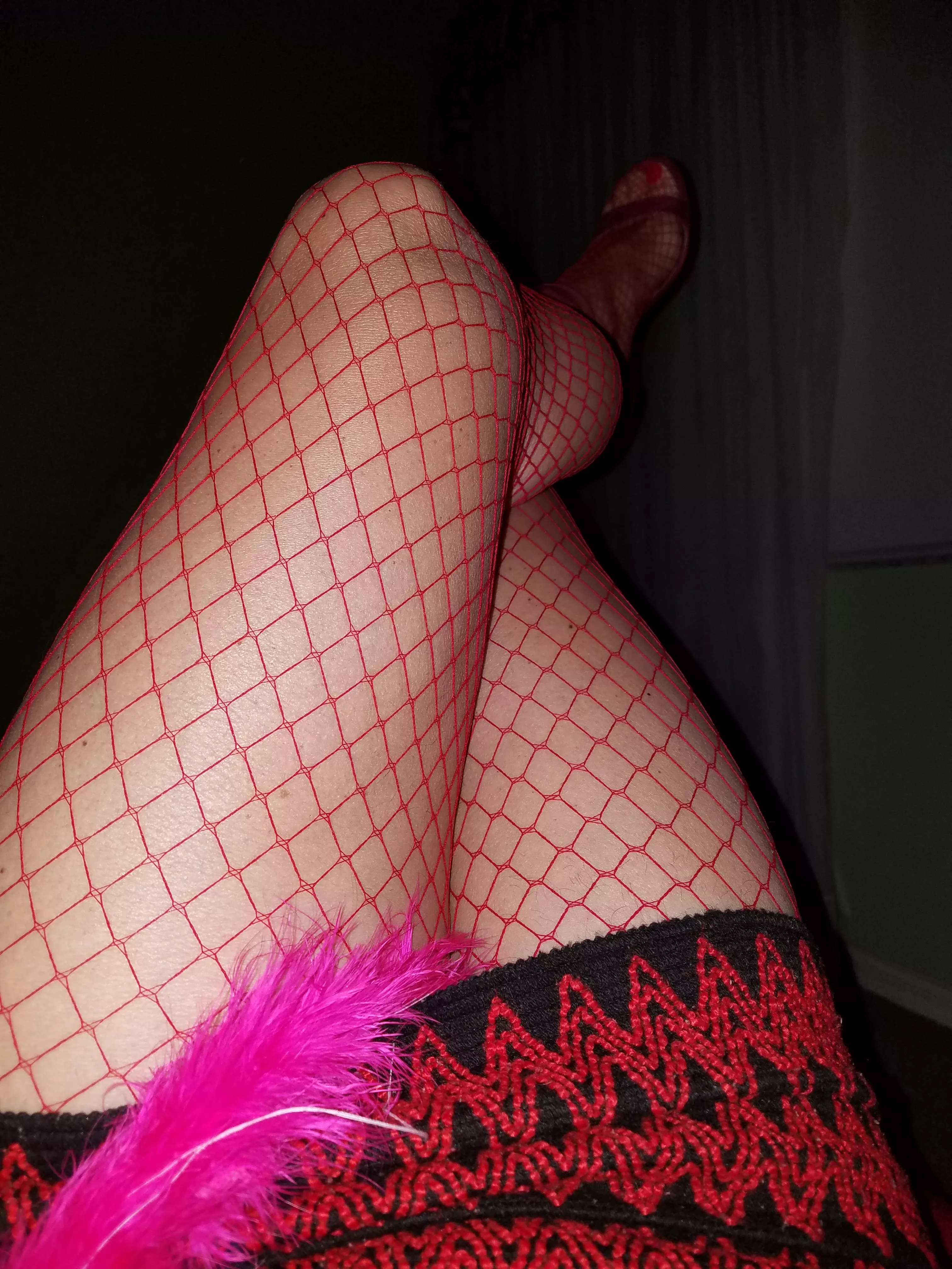 FL, Vero beach - smooth btm sissy for muscular str8 alpha males