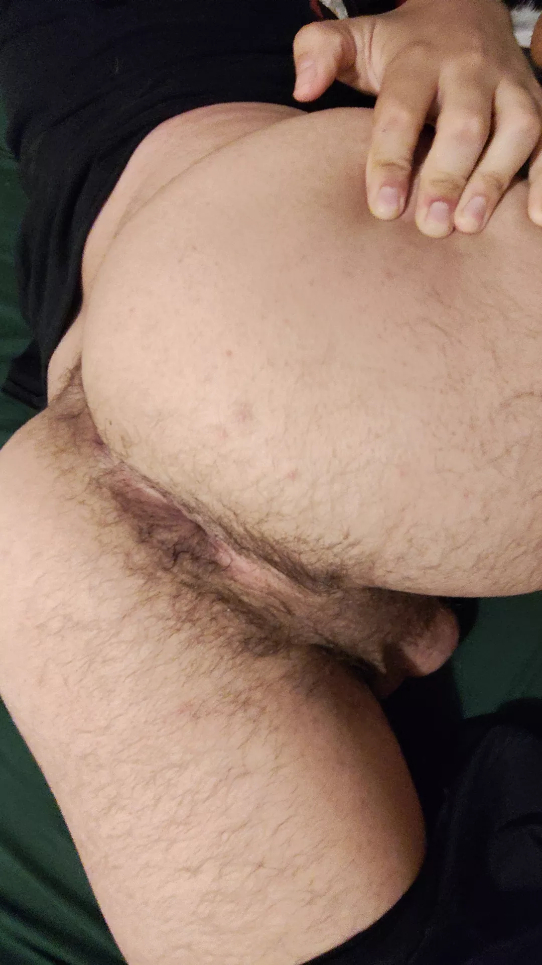 Fresh, hairy taint right for the licking!