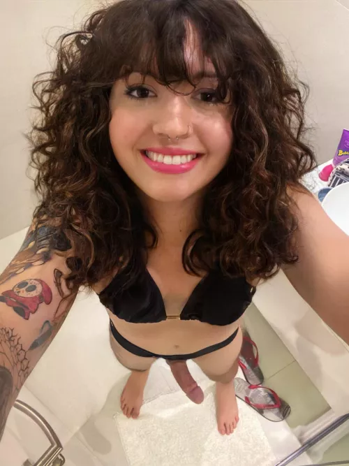 Getting ready to go the pool, who wants to come?