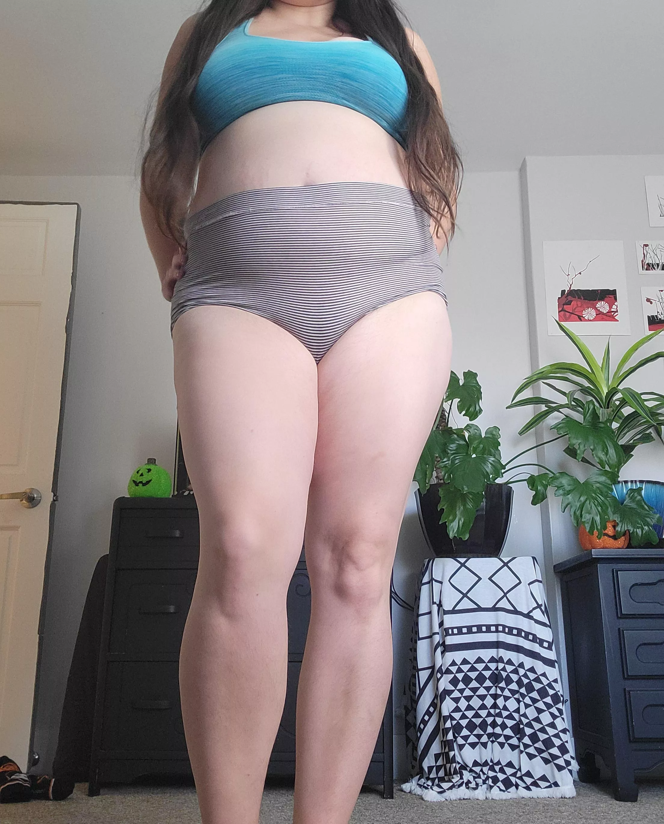 Happy Thicc Thighs Thursday 