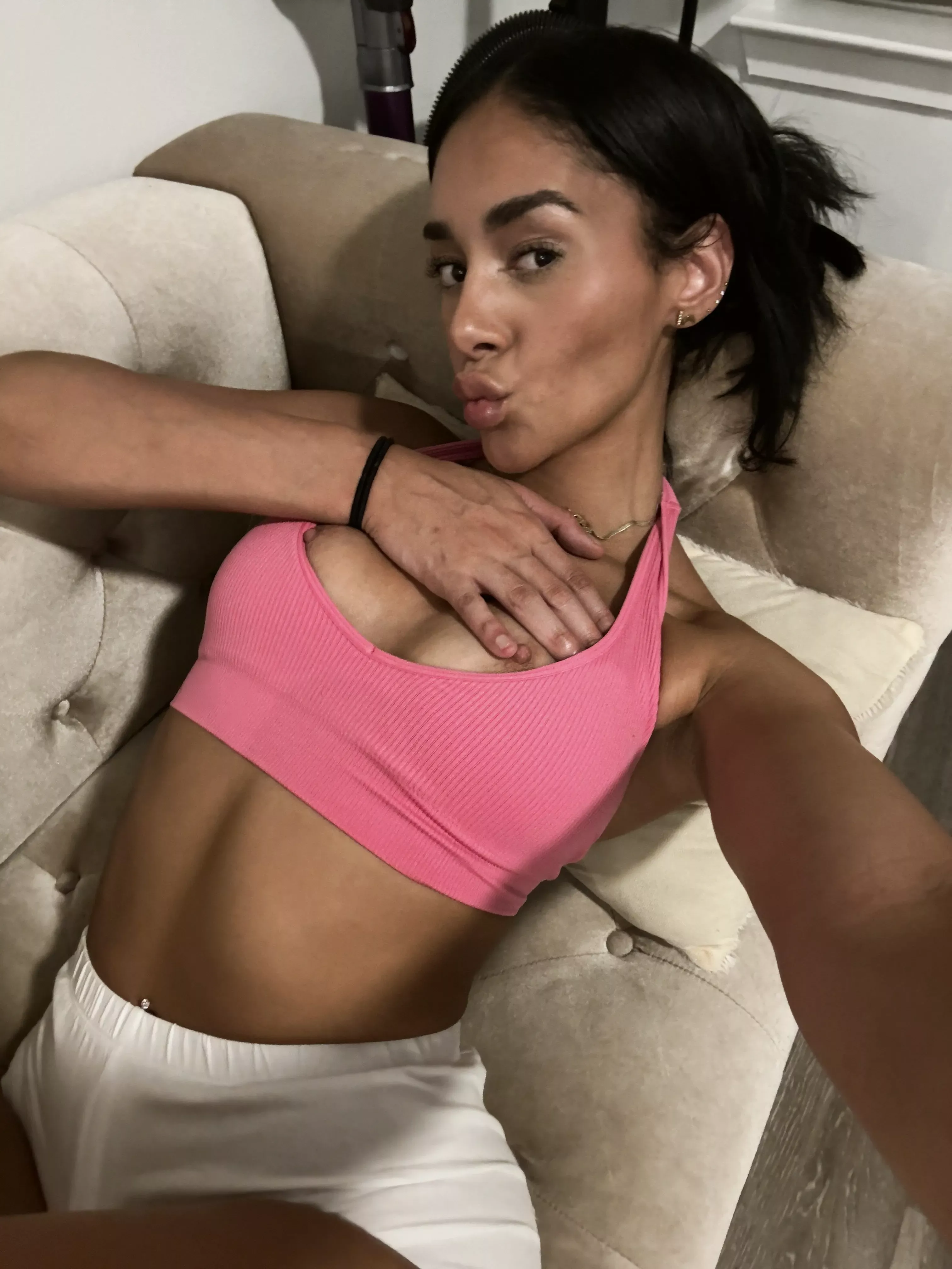 I am by far the horniest college girl in NC